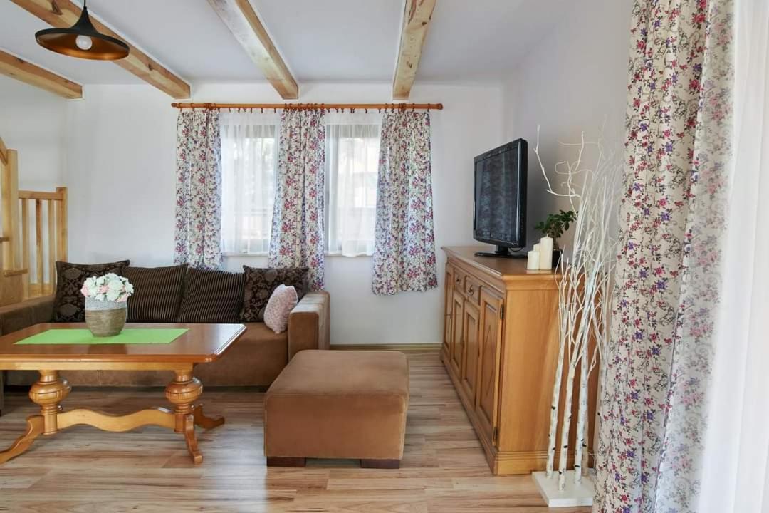 Sosnowy Domek Krasnobród Buitenkant foto